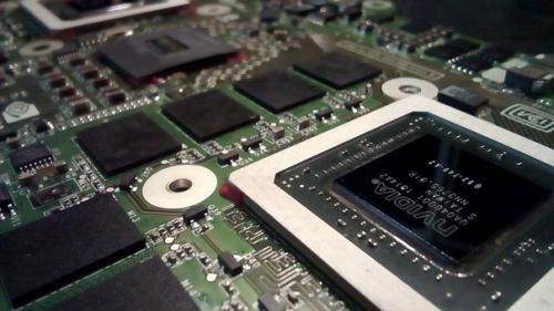 为规避中美纠纷影响，英伟达在马来西亚花费巨资建厂