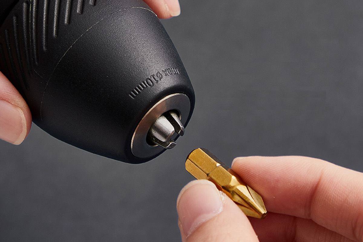 BOSCH博世推出无刷手电钻,全新USB-C充电系统-充电头网