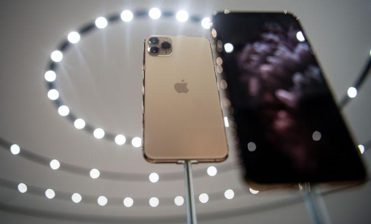 传三星显示器将独家供应3款iPhone 12的OLED面板