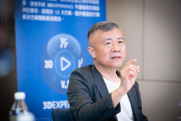 MIHCEO郑显聪。达梭系统 MIHCEO郑显聪。达梭系统