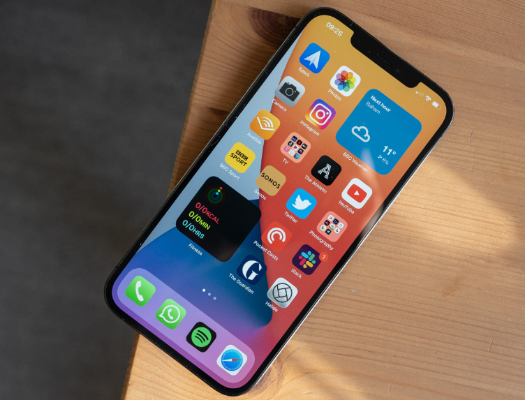 和iPhone拼高端，为啥国产手机都输了？