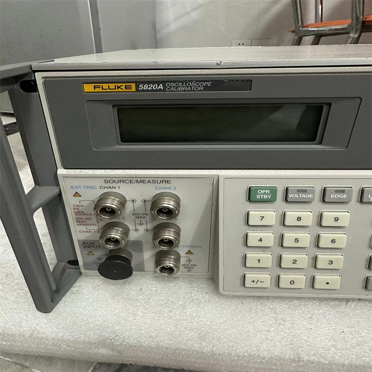 福禄克Fluke8588A万用表校准仪