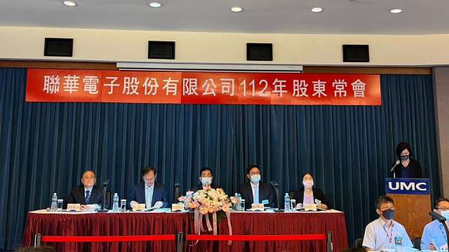 OLED驱动IC需求旺，下半年12吋稼动率预估回升至9成！
