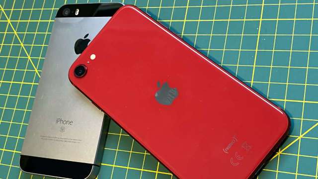 传iPhone SE 4上市无期，苹果5G芯片最快2025量产！