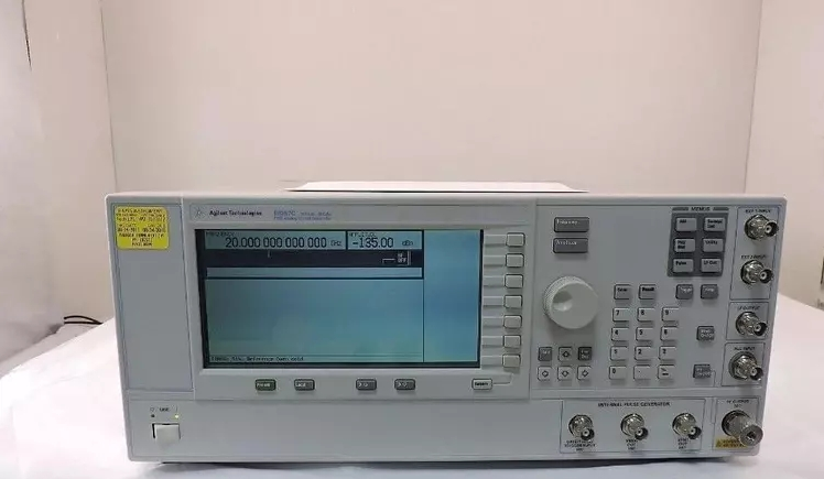 E8267C 信号发生器