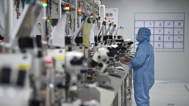 外媒：美国芯片禁令下中国半导体产业逆势崛起