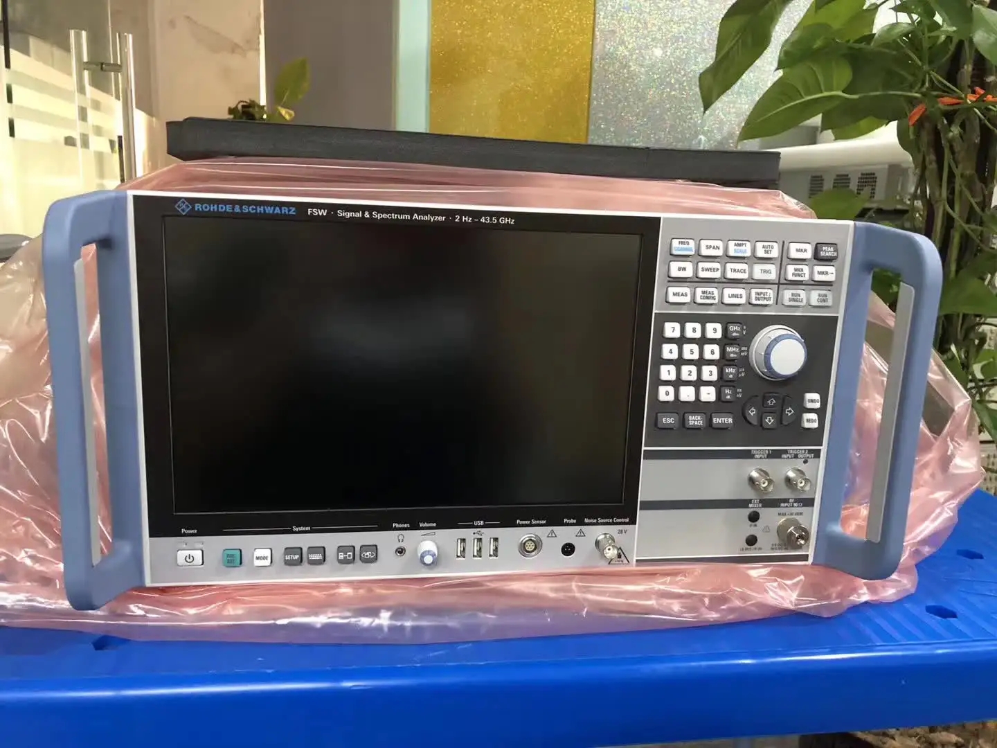 FSW43 信号与频谱分析仪