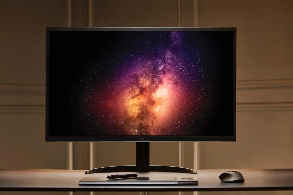LG Display首款13英寸Tandem OLED面板量产启航