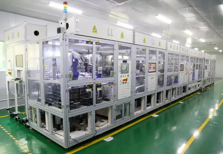 联得装备推出三折屏供应链用贴合类工艺设备