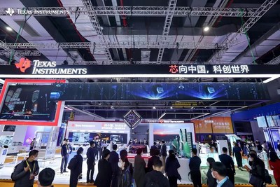 友达CES 2025智能移动大展：Micro LED与绿色解决方案成亮点