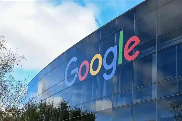 Google发布Android XR系统，三大特点引关注