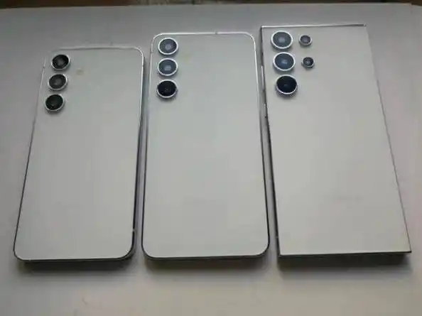 中国手机厂商2025年初将推新机型，挑战三星Galaxy S25
