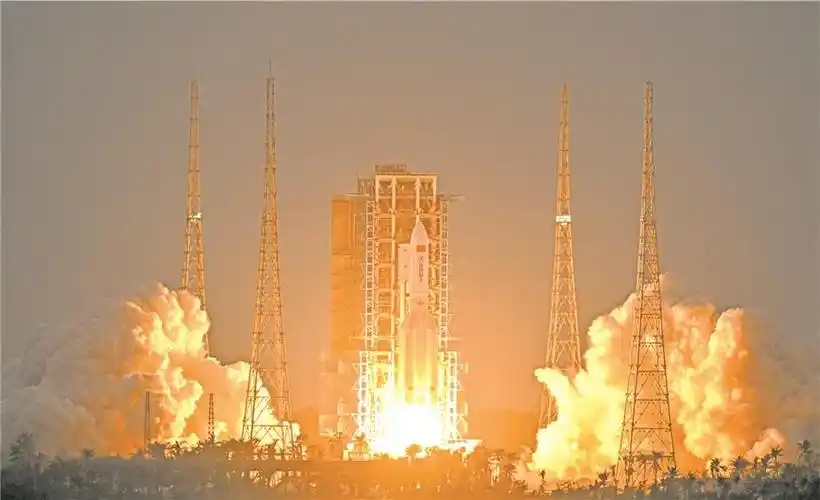 中国星网成功发射卫星互联网低轨01组卫星