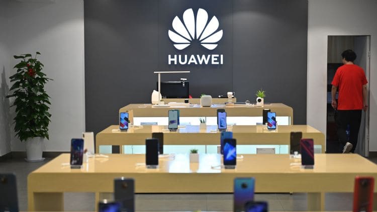 今年前5月国内手机出货降幅收窄,5G手机逆势增长
