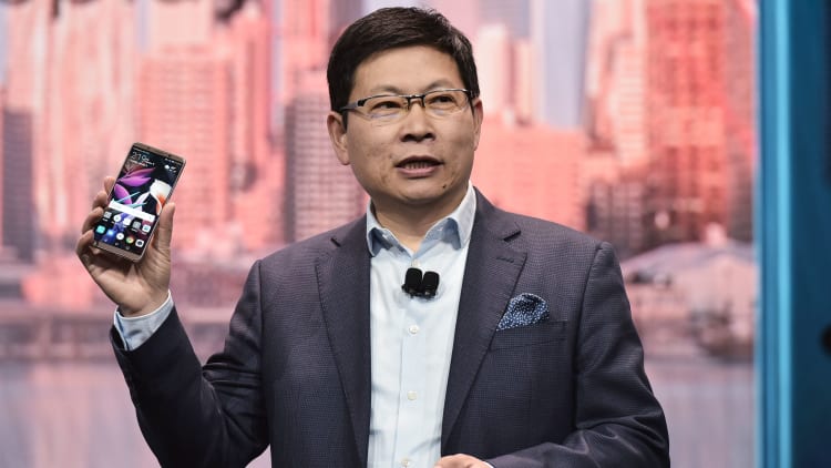 华为余承东接手盘古大模型,放话要重回世界第一