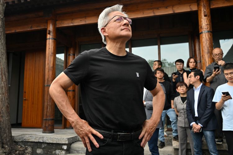 英伟达微软推AI新芯片，韩国产业面临边缘化风险