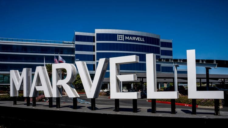 黄仁勋力挺!Marvell称高速互连成AI瓶颈
