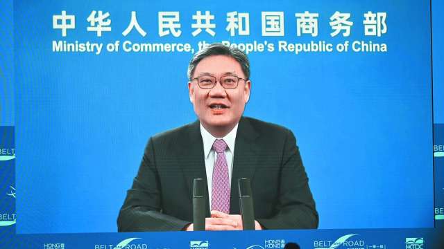 王文涛会美国商务部长雷蒙多，关切美对中半导体政策！