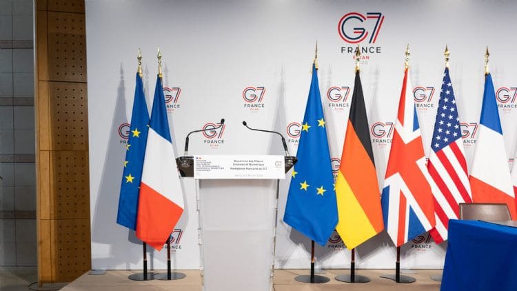G7财长齐聚巴黎，探讨全球经济失衡问题