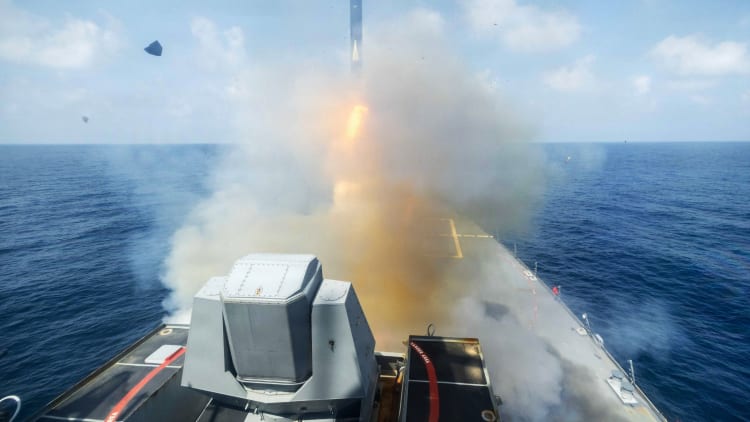 美军加速部署激光武器，强化舰艇近防能力