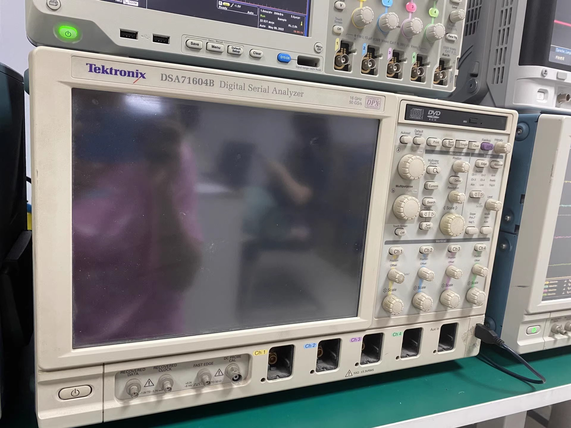DSA71604B 泰克Tektronix示波器16GHz