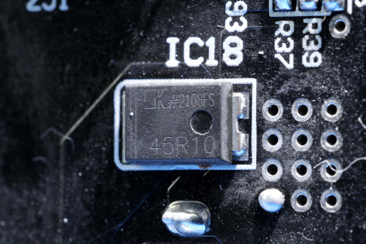 东科半导体同步整流芯片DK5V45R10获艾湃电竞奥丁电源采用-充电头网