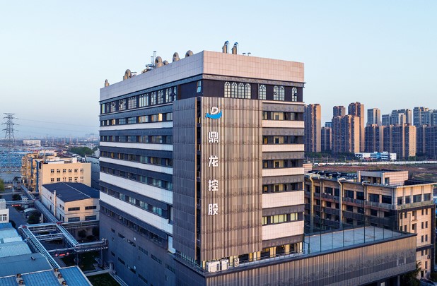 鼎龙股份剥离打印耗材业务，聚焦半导体材料领域