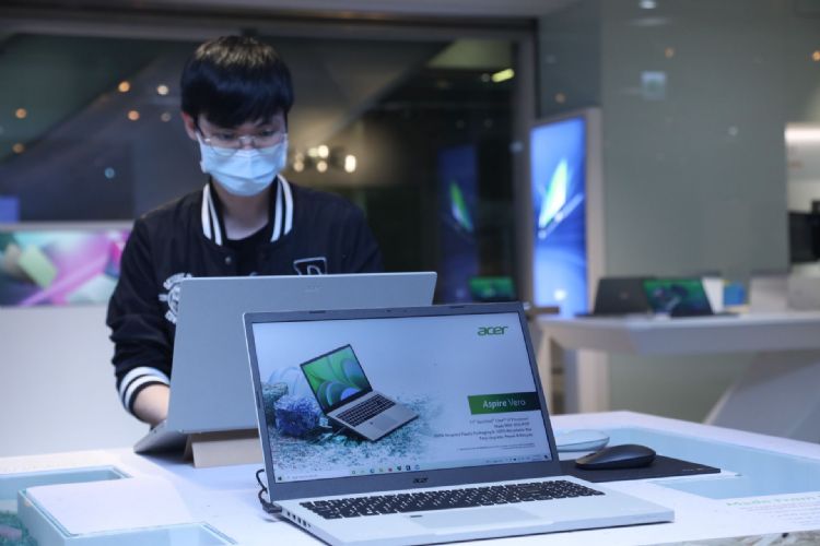 PC厂度小月 下半年勒紧裤带