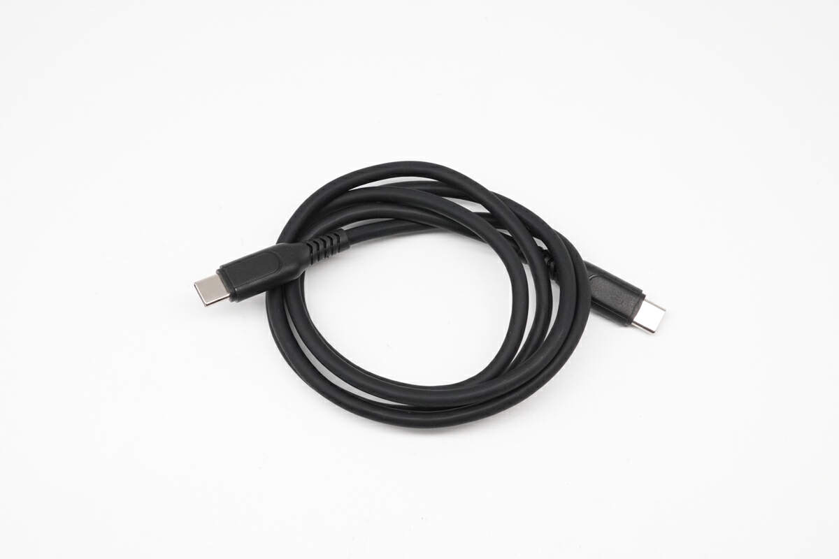 支持iPhone15的安耐惠65W C to C数据线-充电头网