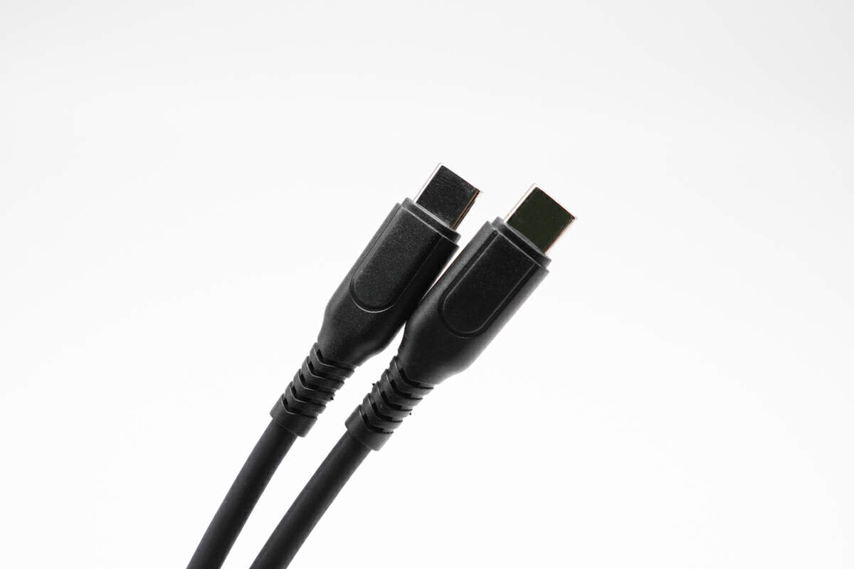 支持iPhone15的安耐惠65W C to C数据线-充电头网