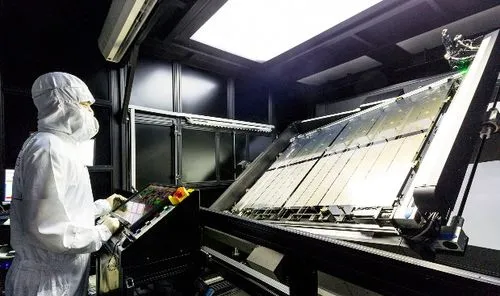友达宣布新增6代LTPS面板生产线