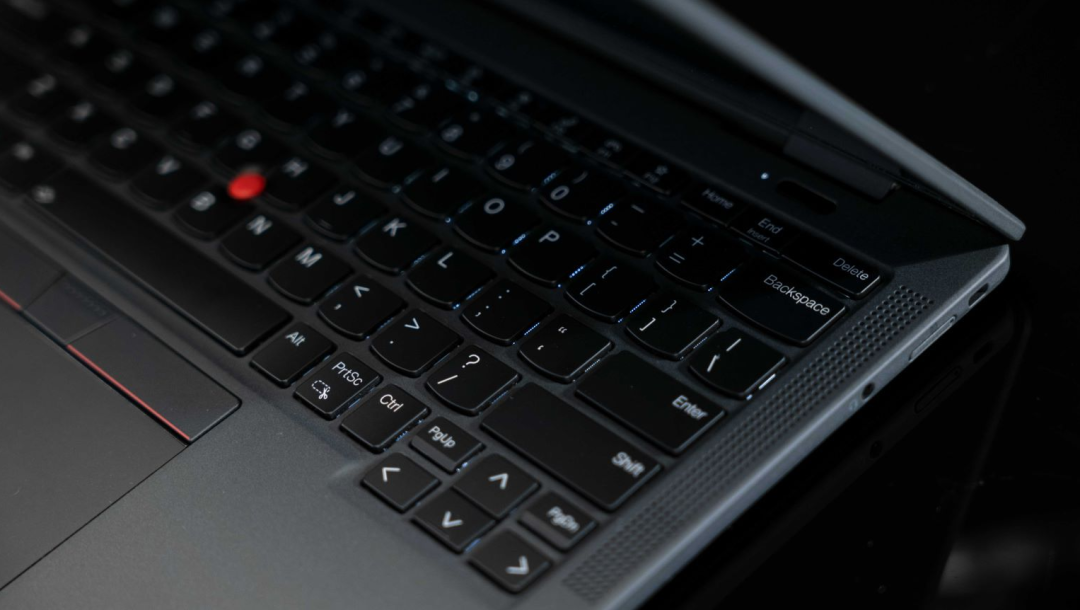 ThinkPad X13s体验报告：一台优秀生产力工具的自我修养