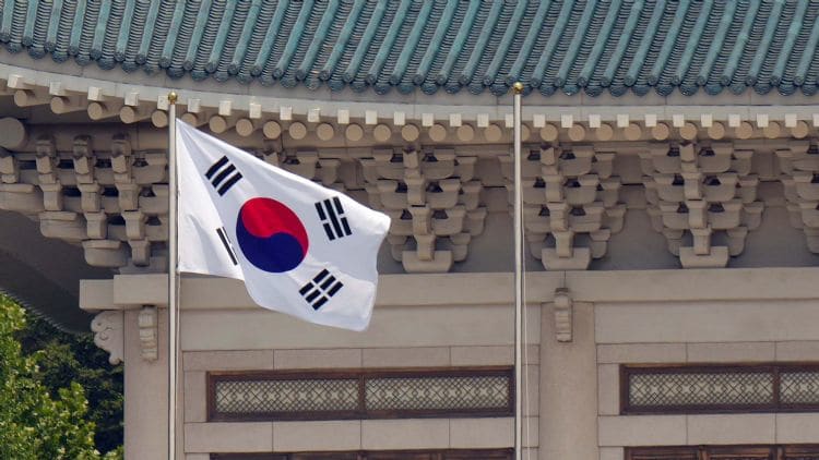 韩国青瓦台否认审查半导体超额税收
