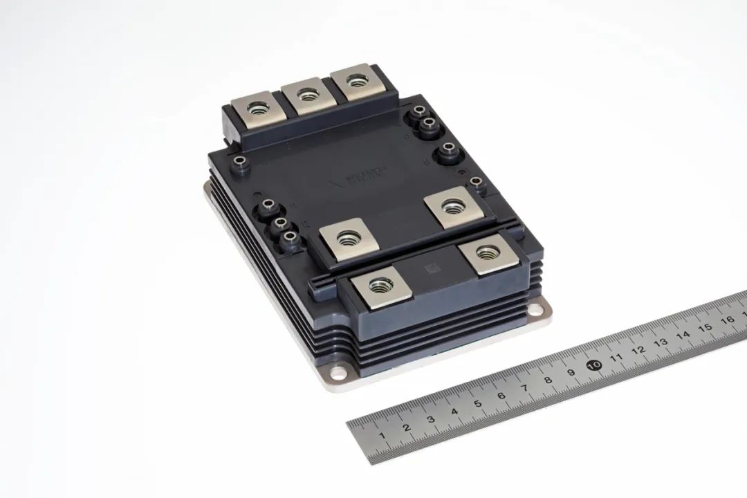 将出货SBD嵌入式SiC MOSFET模块样品 | 三菱电机SiC新动态