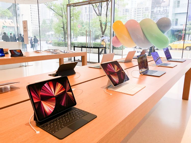 MacBook供应链透露,客户拉货动能偏低。符世旻摄(数据照) MacBook供应链透露,客户拉货动能偏低。符世旻摄(数据照)
