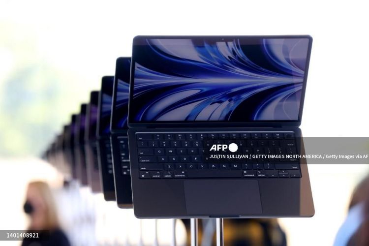 2022年苹果MacBook面板购买量有望达2,680万片。法新社