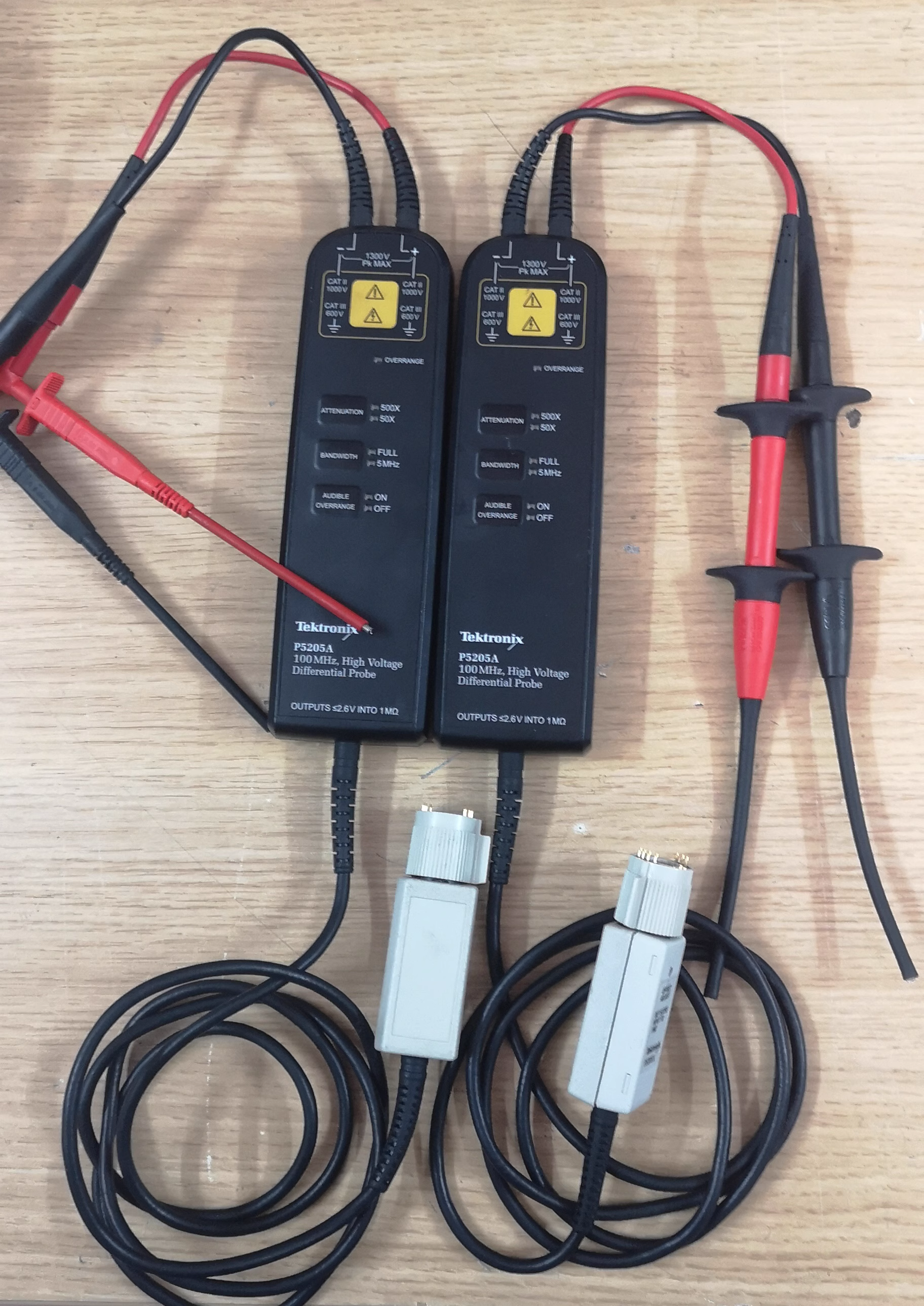 P5205A 泰克Tektronix差分探头100MHz