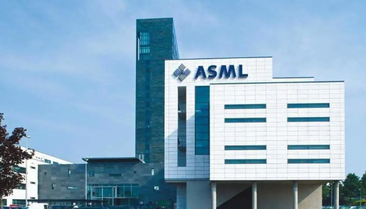 ASML两次技术逆袭，台积电功劳很大！新消息再次传来，信息量十足