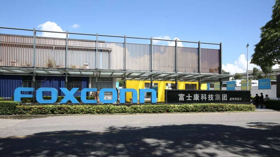 为保障iPhone 13系列生产,传富士康深圳厂已招募20万员工-芯智讯