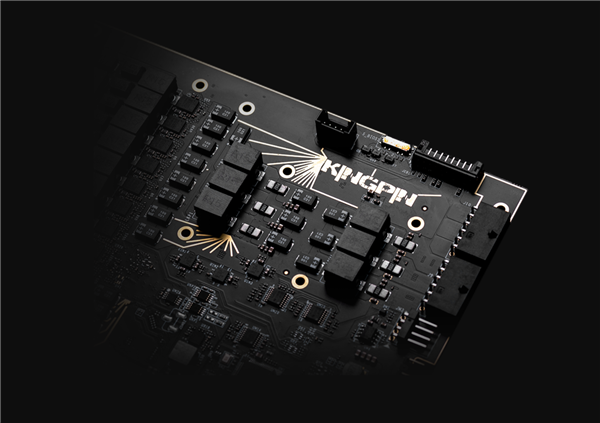 迎接RTX 4090电老虎!Tt 1650W电源首发双16针接口