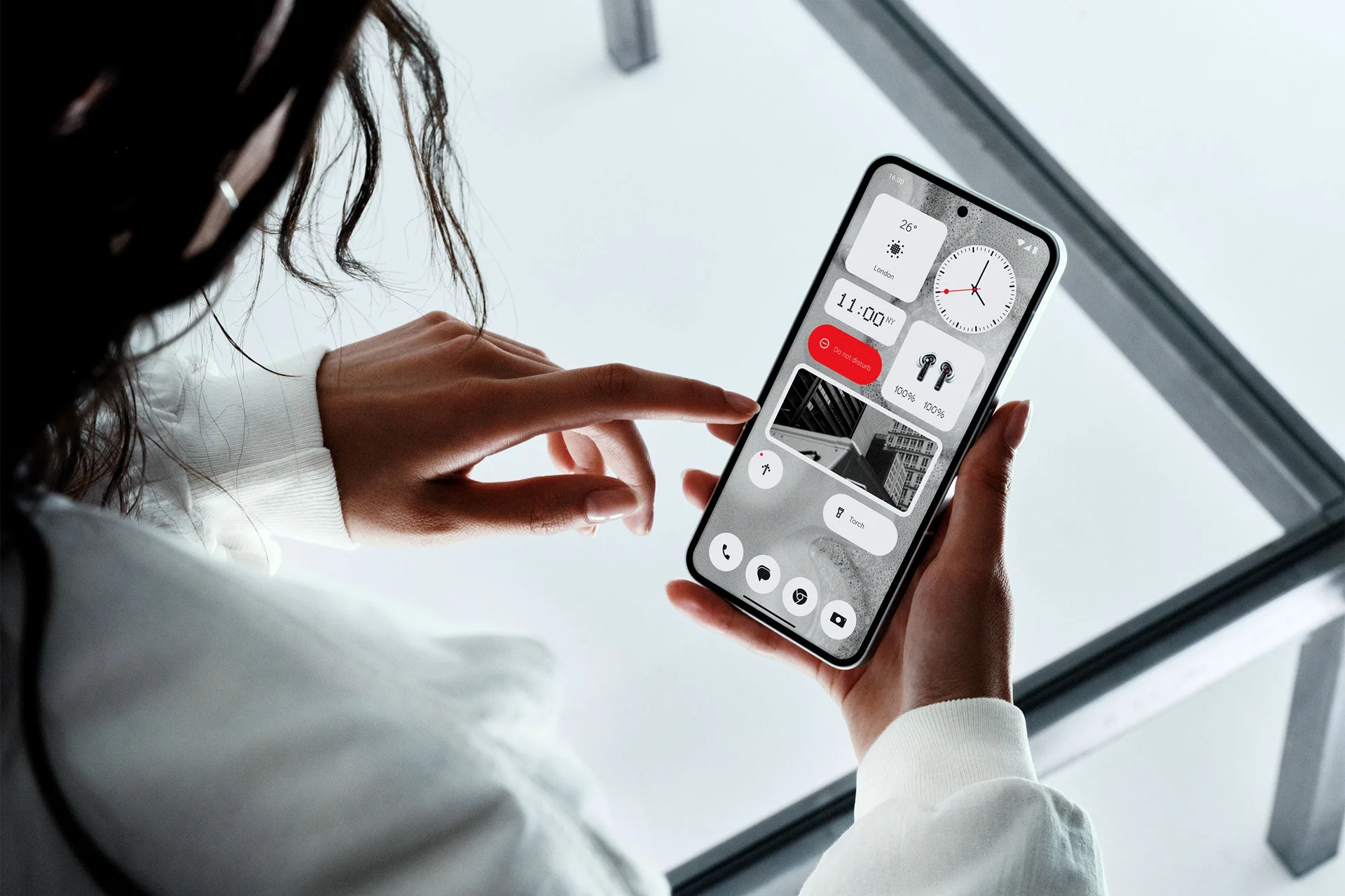 前卫科幻外观，Nothing Phone（2）支持Snapdragon Sound骁龙畅听-我爱音频网