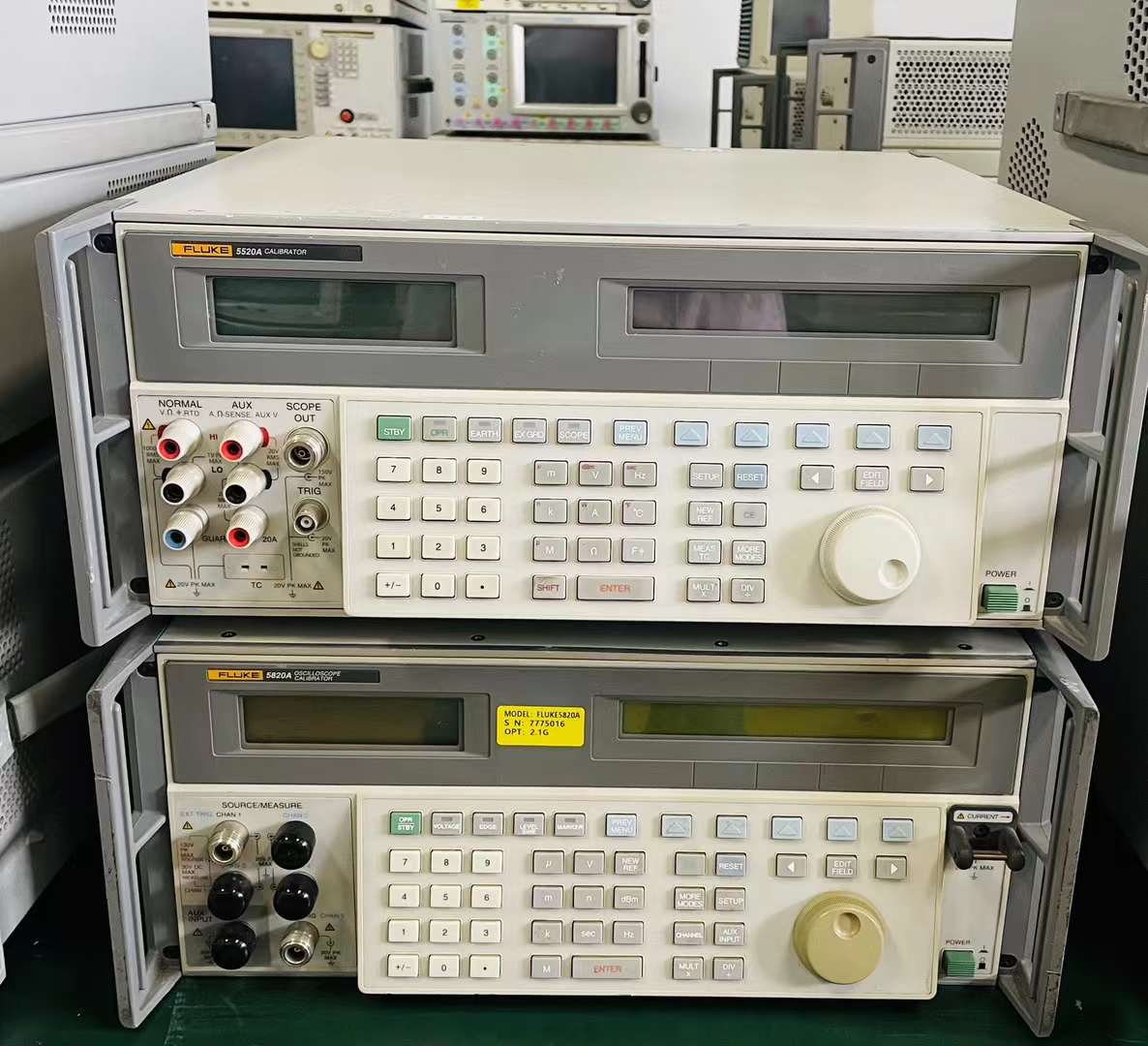 N5245B PNA-X 微波网络分析仪，900 Hz/10 MHz 至 50 GHz