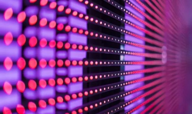 韩国首尔大学携手LG开发Micro LED巨量转移技术，称良率已达99.9%