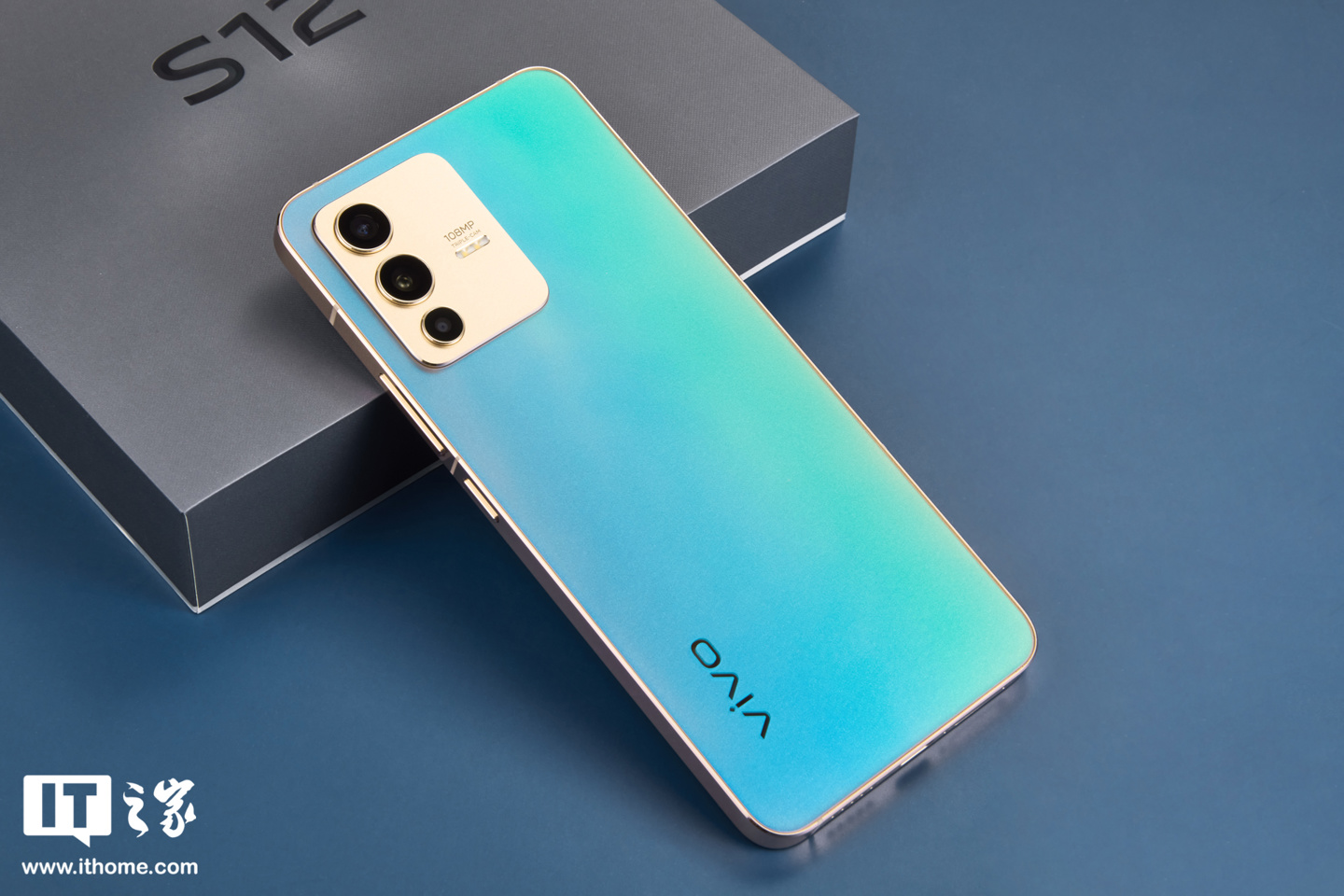 Counterpoint:Q2 中国智能手机销量创下新低,vivo、荣耀、OPPO、苹果、小米前五 vivo S12