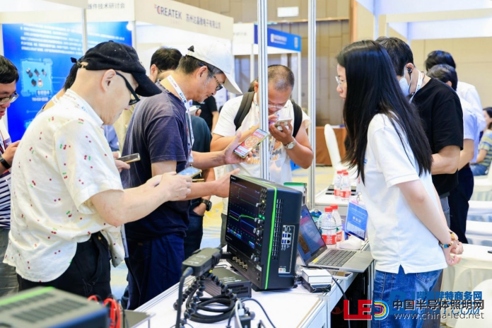 上海新能源智能汽车技术研讨会顺利举办! 上海新能源智能汽车技术研讨会顺利举办!