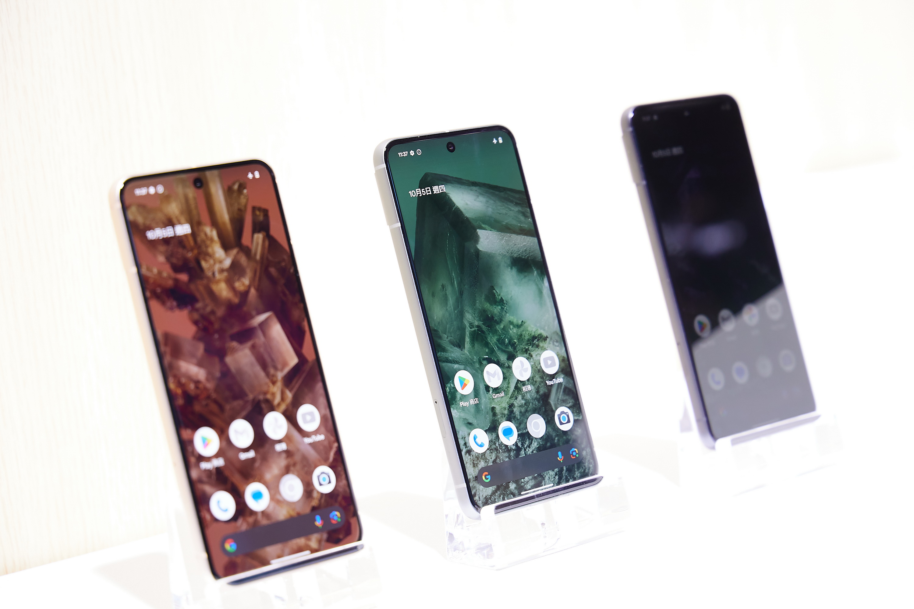 台湾大哥大独家贩售Google Pixel迈入第4年。图为新款Pixel 8系列手机。李建梁摄 台湾大哥大独家贩售Google Pixel迈入第4年。图为新款Pixel 8系列手机。李建梁摄