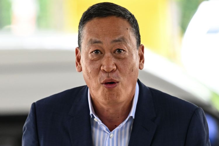 泰国新任总理Srettha向Elon Musk表示，泰国愿意在既有的激励措施架构内支持投资，邀请Tesla评估进驻泰国设厂的可能性。法新社