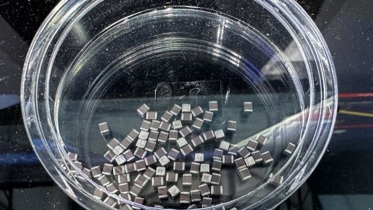 韩国厂商推出AI多层陶瓷电容全检系统，洽谈量产