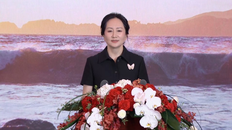 孟晚舟今日卸任华为轮值董事长 胡厚崑接任