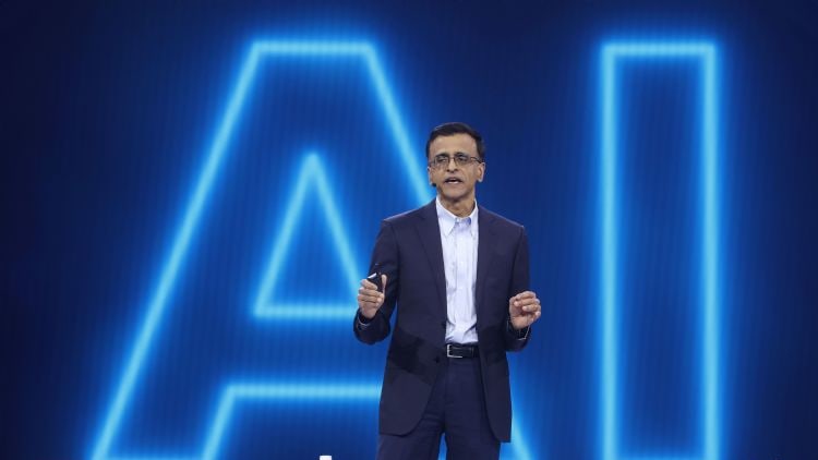Snowflake豪掷60亿美元联手AWS，押注代理式AI算力